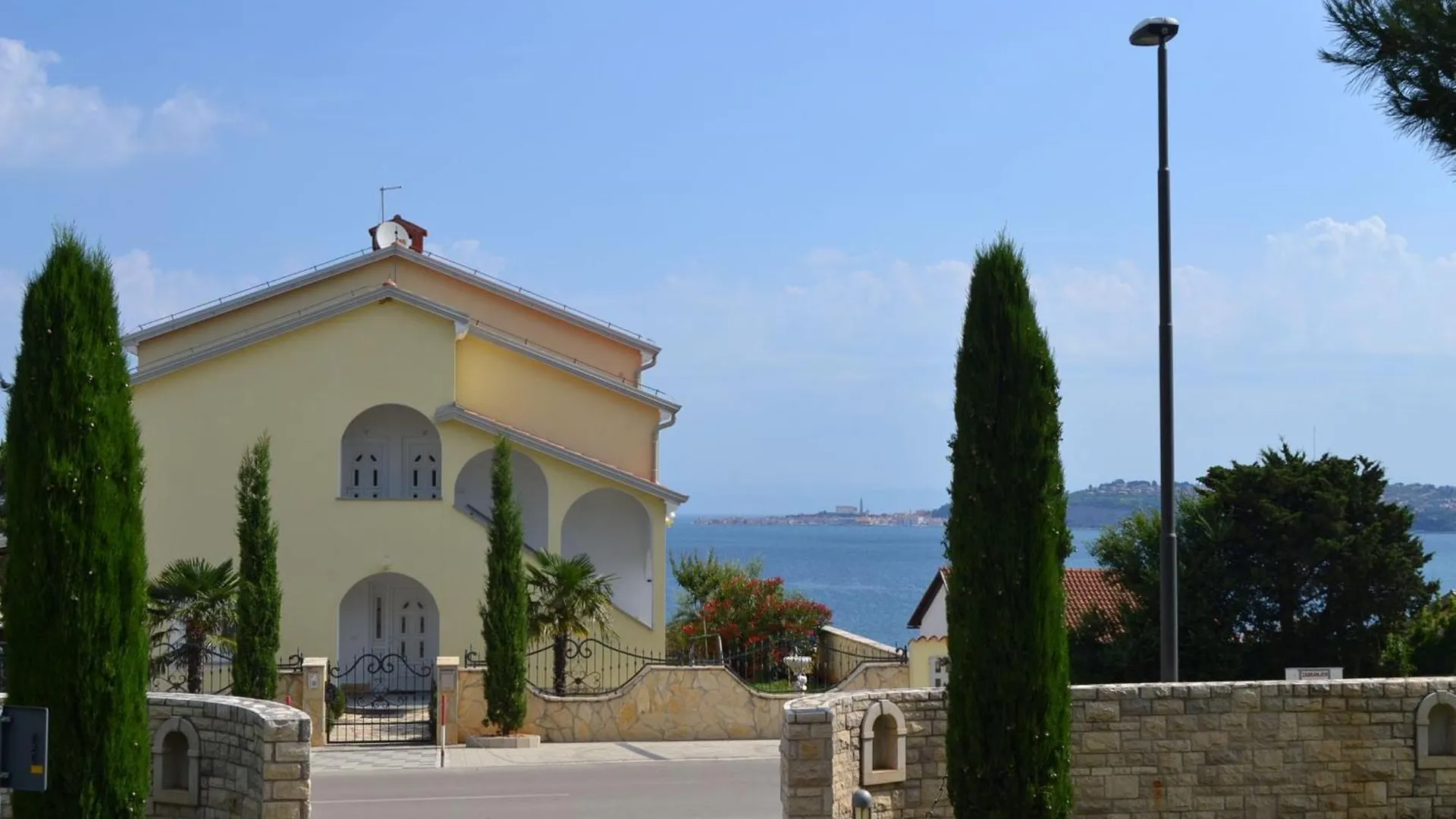 Apartment Ferienwohnung Mit Pool, Garten Und Meerblick Savudrija
